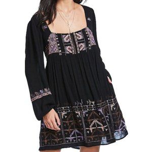 FREE PEOPLE Rhiannon dress black peach purple embroidery (SZ S)